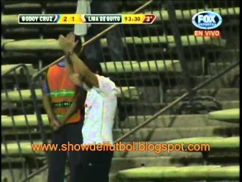 Gol fallado por Luna ante Godoy Cruz