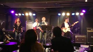 1.GIMME! GIMME! GIMME! (A Man After Midnight) -Yngwie Malmsteen