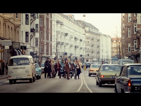 The Commune (Clip 'Officially Roomies')