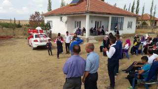 içanadolunun kültüründen yozgatlı halayı insanları canı gönülden
