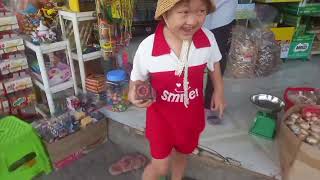 Lucky challenge to go shopping for mom