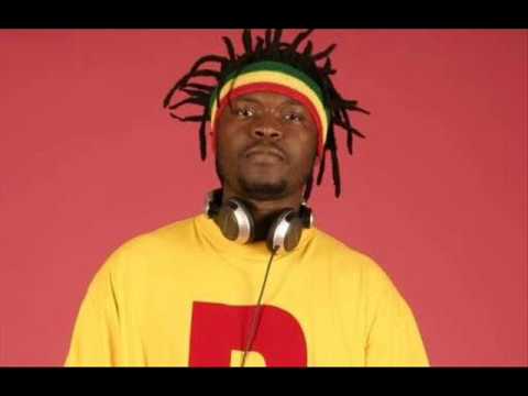 Soundbwoy Boogie feat. Schrubba Knox - Hold Us Down