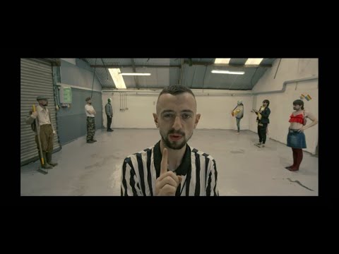 SCALLY & THE BALLYBOYZ - Stuck In The Middle (Official Music Video)