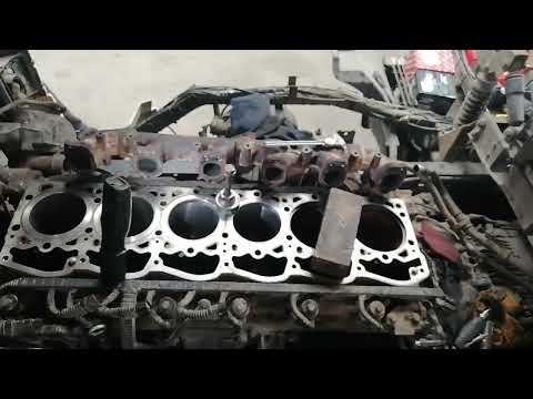 DAF XF , CF -  engine repair, installation of cylinder liners / Reparatie motor, montat camasi