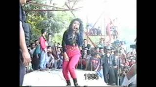 Download lagu Hello Dangdut / Rita Sugiarto LIVE mp3 Download lagu Hello Dangdut / Rita Sugiarto LIVE mp3