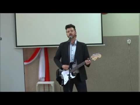 Piotr Nowak "Dom pośród burz"