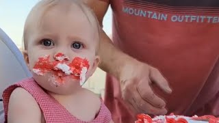 Top Funny Baby Videos of the Week - Funniest Home Videos