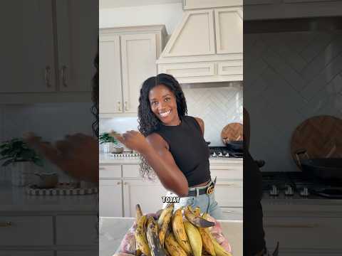 Cooking Poulet DG! A Cameroonian dish I grew up eating. 🤤😋 #cameroon #africanfood