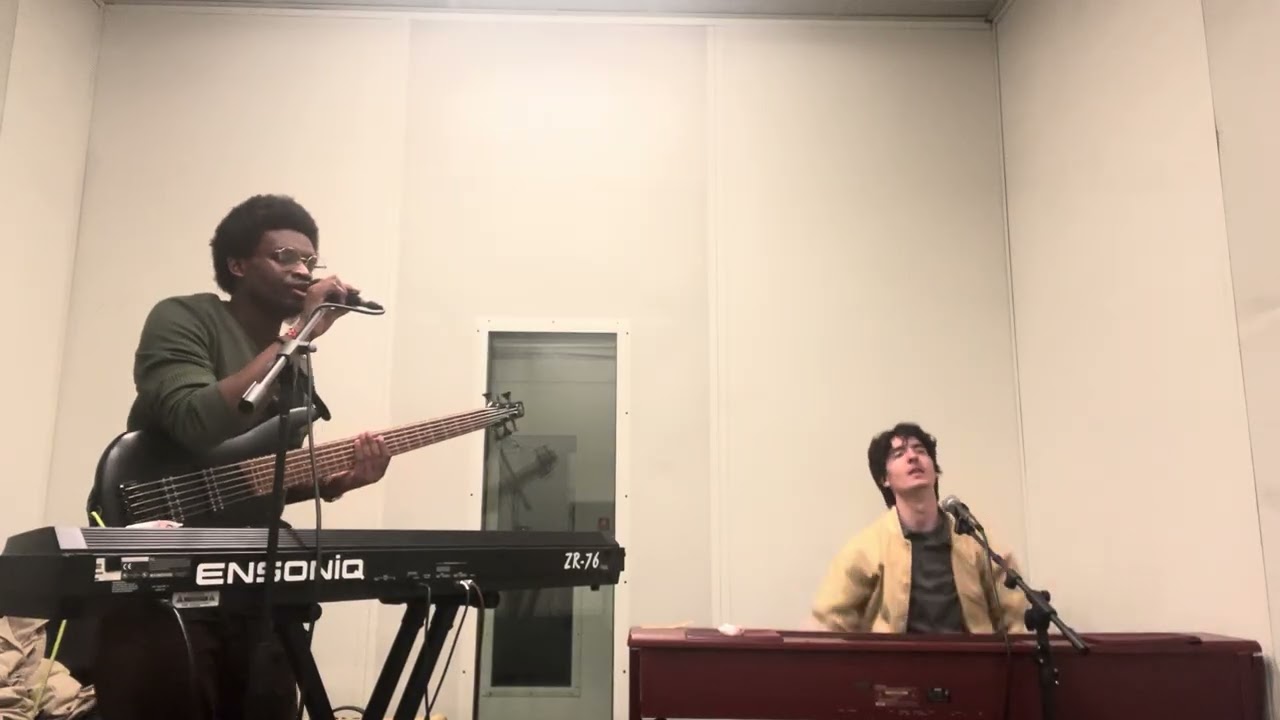 Promotional video thumbnail 1 for The Dean Live Band