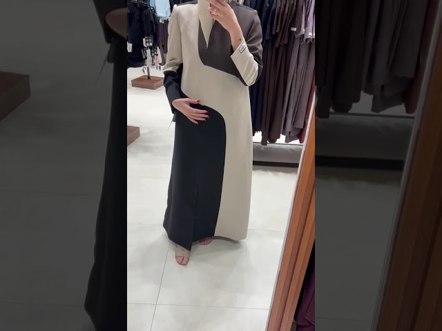 عباية بليزر تراكيب لونين بيج قماش كريب