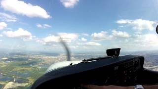 Cessna 172 GoPro H3+/ Bron LFLY / Exercice de décrochage / Virages/ Radio / élève - instructeur