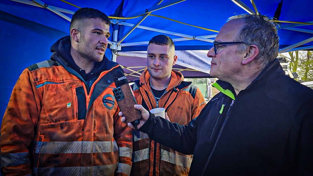"Everyone is staying together," Whitegate oil refinery fuel tax protesters in Cork, Ireland