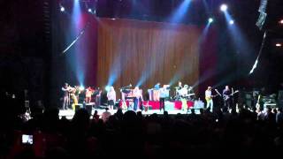 8 - Belle &amp; Sebastian - I Didn&#39;t See It Coming (live Teatro Caupolican Chile 2010)