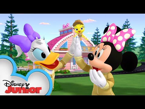Minnie’s Dream Home 🏠 | Mickey Mornings | Mickey Mouse Mixed-Up Adventures | @disneyjr