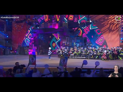 Actuación de Reconecta2. Gala Elección Reina Mayores. Carnaval Santa Cruz de Tenerife