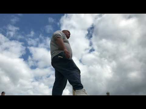 Az Iskola utcai Faház Építése