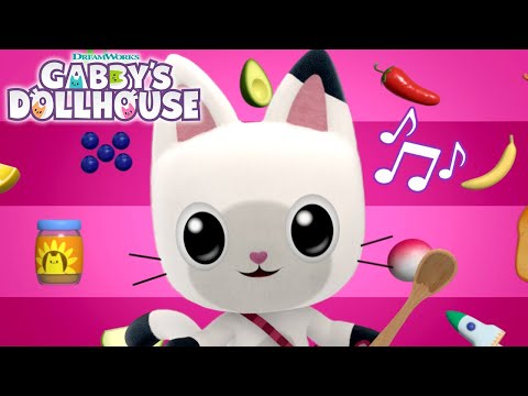 "Snacky In My Packy" Pandy Cat Cat of the Day Song | GABBY'S DOLLHOUSE | Netflix