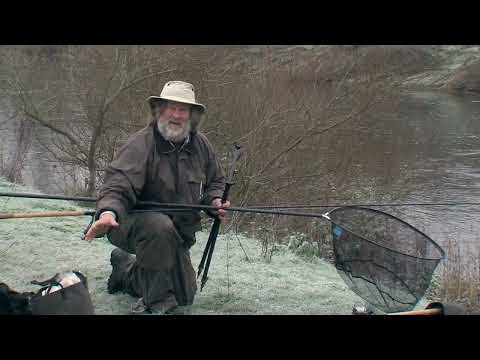 Big River Chub - Fishing with Des Taylor