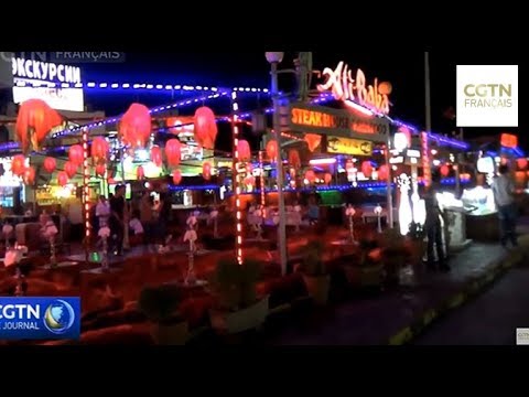 download lagu mp3 mp4 Heure Locale Egypte, download lagu Heure Locale Egypte gratis, unduh video klip Heure Locale Egypte