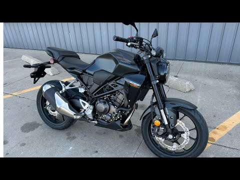 2024 Honda CB300R ABS in Ottumwa, Iowa - Video 1