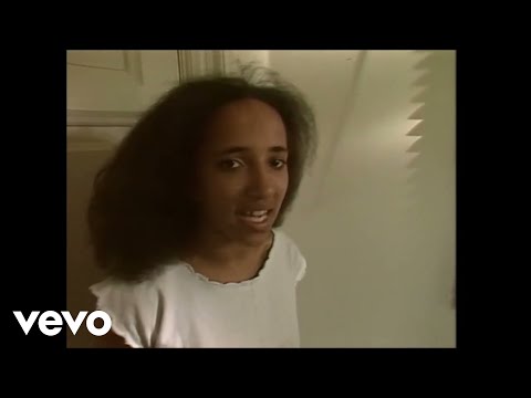 Tøsedrengene - Så Gik Der Tid Med Det (Official Video)