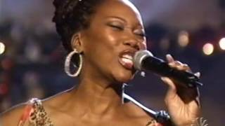 YOLANDA ADAMS &quot;O HOLY NIGHT&quot; - &#39;A CLAY AIKEN CHRISTMAS&#39;, 2004  [185]