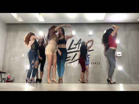 Stephanie Lucero bachata entre mujeres 2 DJ TRONKY