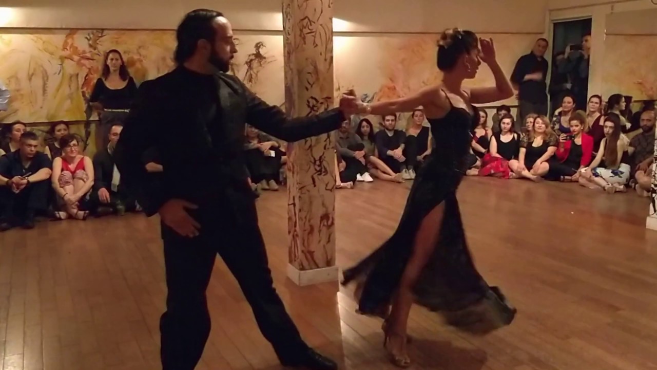 2019 May 4th Carolina Giannini y Leonel Di Cocco in Paris -2/3