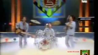 Download lagu Koes Plus - Jumpa Pertama (Original Clip) mp3 Download lagu Koes Plus - Jumpa Pertama (Original Clip) mp3