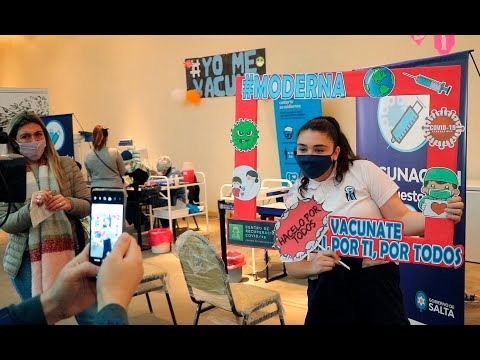 Avanza la vacunación COVID-19 para adolescentes en el Centro de Convenciones