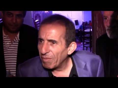 Singer, Avihu Medina, reacts to Mimouna audience in L.A.