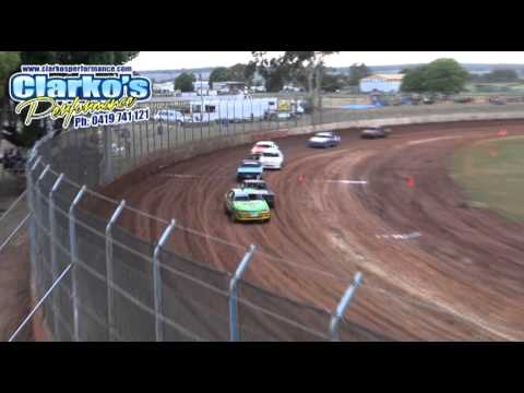 Modified Production - Heat 3 - Wild Desert Series - Kingaroy Speedway - 03.11.12