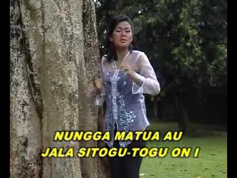 PUTRI SILITONGA   Uju Dingolukkon Ma Nian