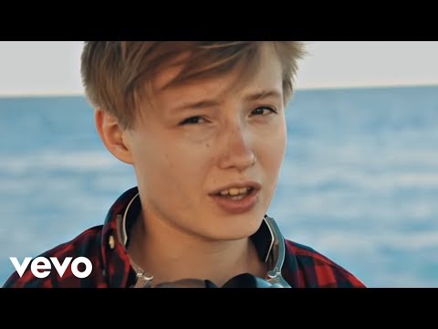Isac Elliot - New Way Home (Official Music Video)
