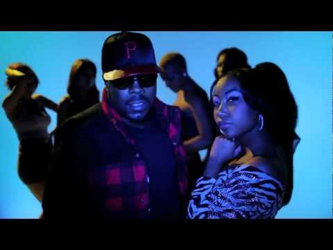 2Gzz featuring Stevie B - Heavy In The Club Directed by ANTUKS