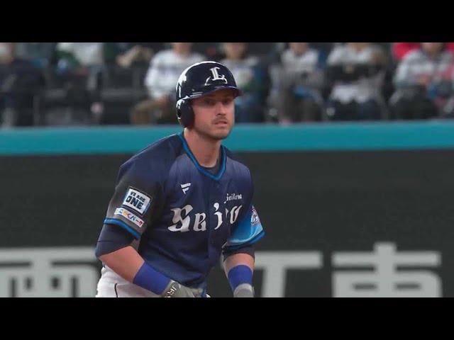 【4回表】助っ人コンビ躍動!! ライオンズ・ペイトン レフトへの2点タイムリー2ベースヒット!!  2023年4月15日 北海道日本ハムファイターズ 対 埼玉西武ライオンズ