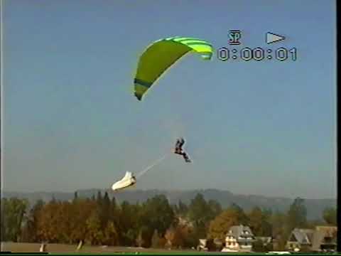 Piotr Dudek rzuca zapas. Mazby skręca negatywką.1992rok