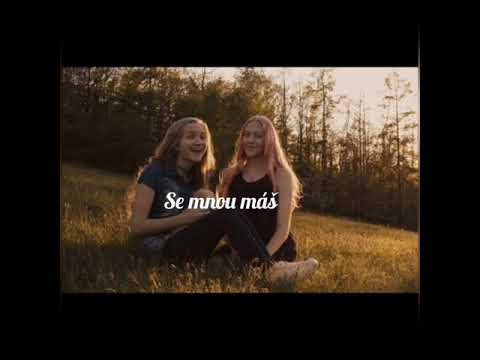 Adéla Zouharová & Annie Camel - Spolu to zvládneme + text