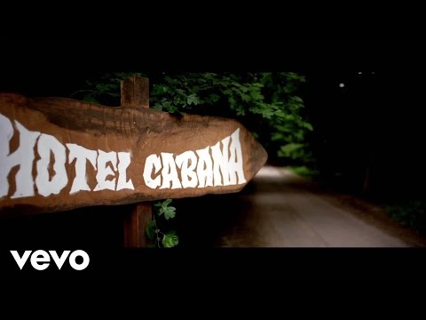 Naughty Boy - Hotel Cabana Trailer