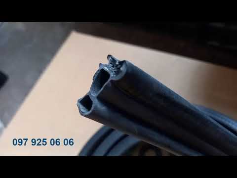 Уплотнитель двери передней (левый/правый) Ford Transit 2.0/2.4 TDI дизель Форд Транзит 2000-2006, YC15V20708BD - фото 1 - id-p565533573