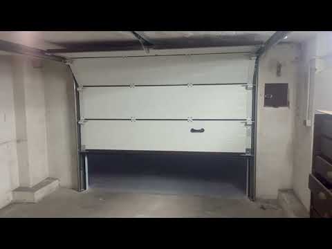 Puerta de Garaje Seccional Dintel Reducido | PUERTAS FRESNEDA