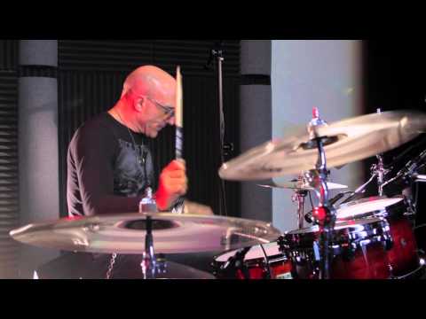 Evans: Kenny Aronoff Solo Drum Performance