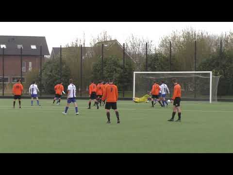 9 april 2022 VV De Meern 2 - Elinkwijk 2 com 5-2 Fantastische reflex Jasper, ''t publiek telde 'm al