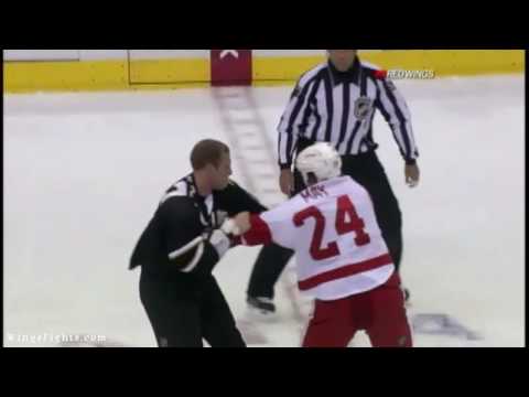 Brad May Vs Krys Barch 12/19/09