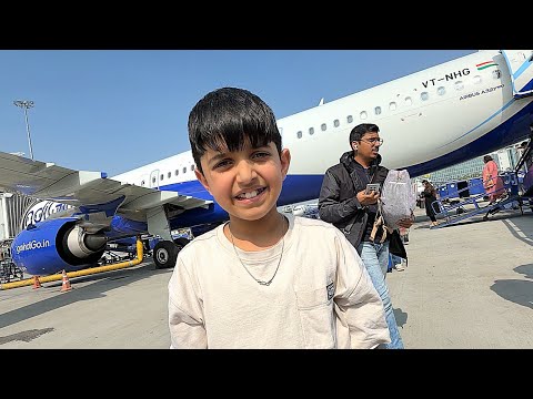 First Flight Me Sayansh Ka Popat 😬 | Delhi To Hyderabad | Yaatri