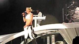 No Doubt -Squeal Live in Chicago 7-11-09