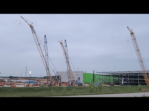 Tesla Gigatexas Standing In The Rain - #Cybertruck Love