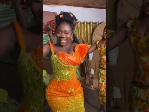 She’s so beautiful…. #wedding #bridesmaids #comedy #dance #groom #bride #bigwedding #love