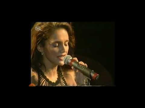 Karel Gott & Lucie Bílá - Sen v nás zůstává (1997)