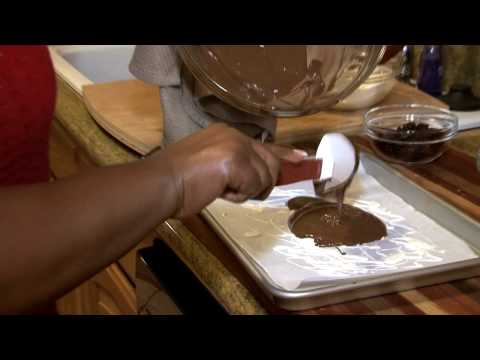 download lagu mp3 mp4 Valentines Chocolate Bark, download lagu Valentines Chocolate Bark gratis, unduh video klip Valentines Chocolate Bark